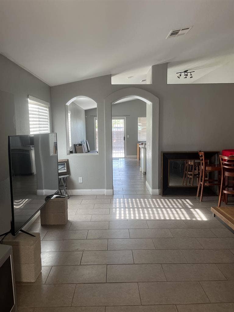 2 BR in Las Vegas