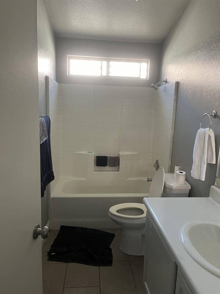 2 BR in Las Vegas