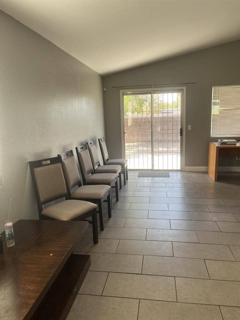 2 BR in Las Vegas