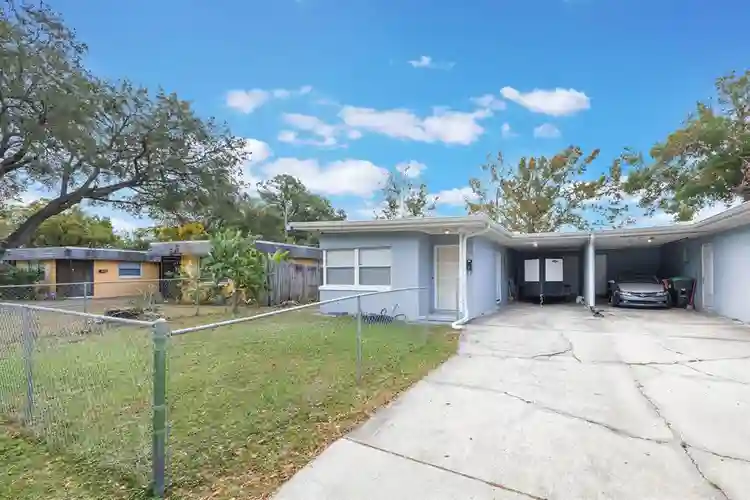 3 BR in Orlando