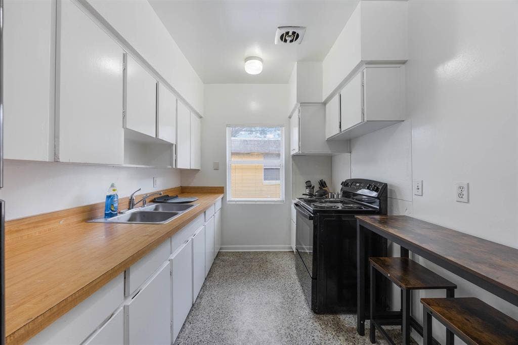 3 BR in Orlando