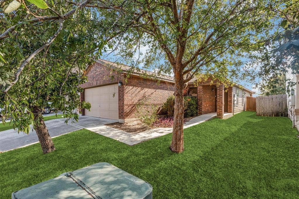 5 BR in Austin