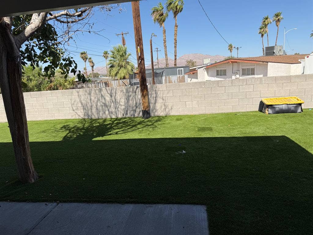 5 BR in Las Vegas