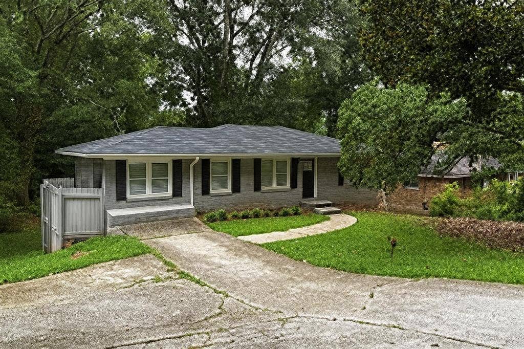 7 BR in Decatur