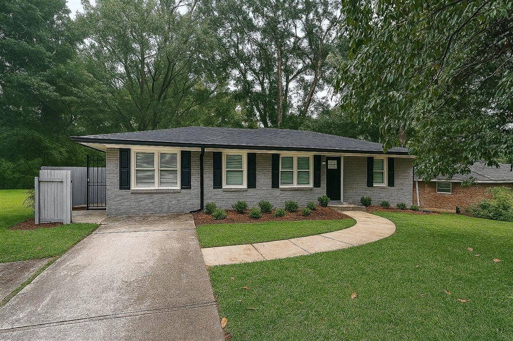 7 BR in Decatur
