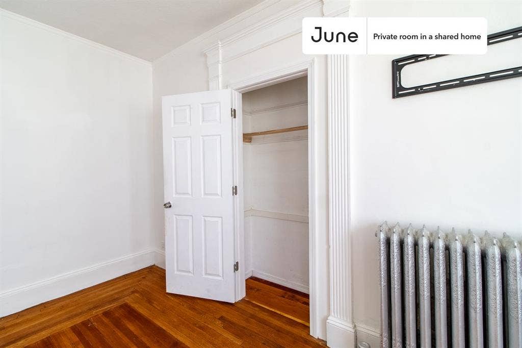 5 BR in Boston
