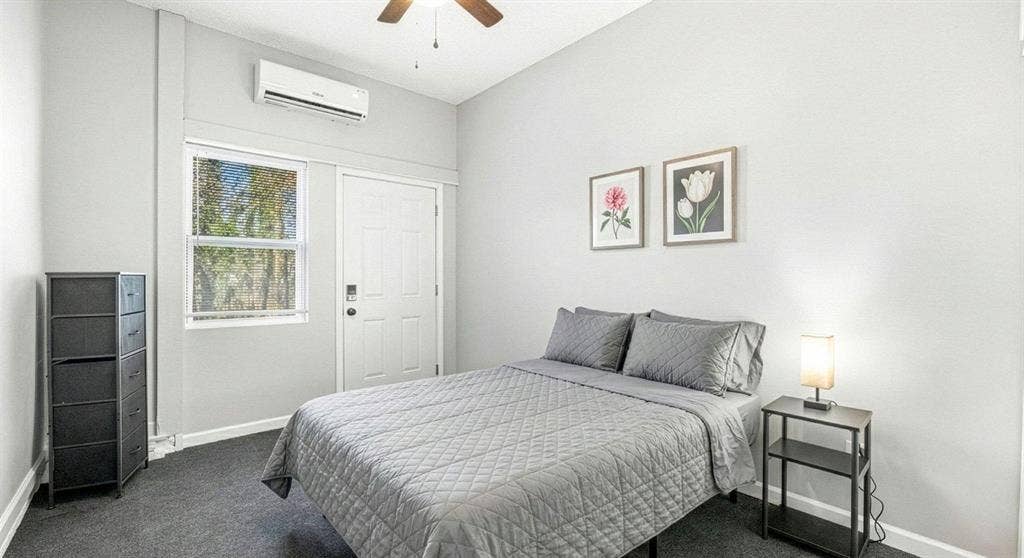 8 BR in Charlotte