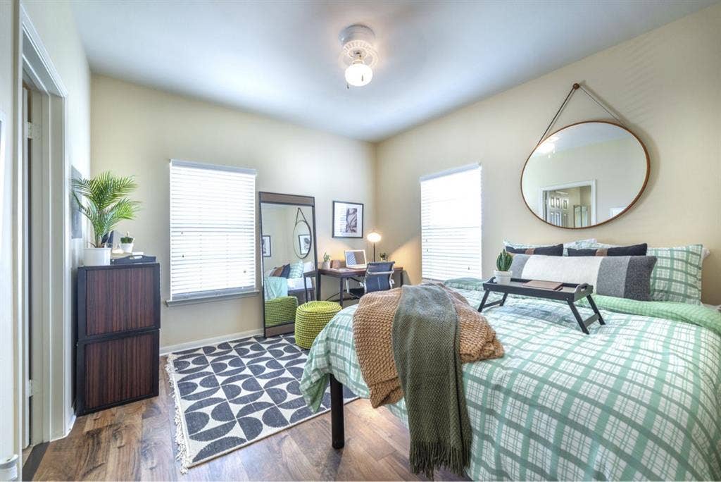 Need someone to take over a lease