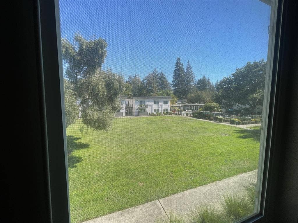 Room for Rent in Cozy Apartments