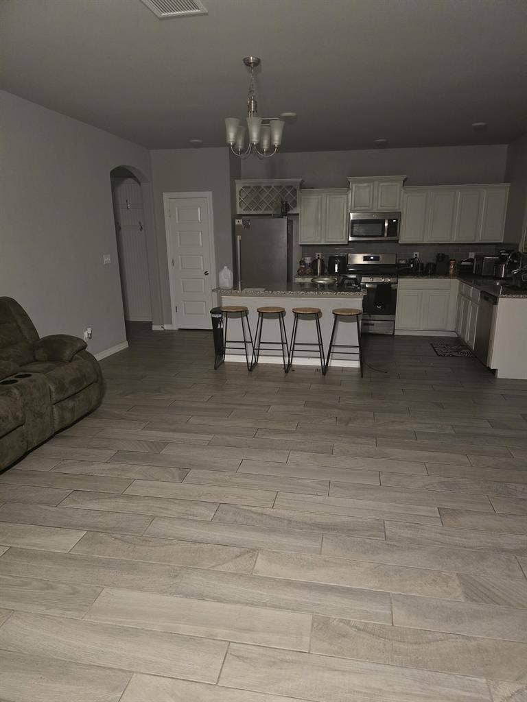 Room for rent starting 8 MAR 26