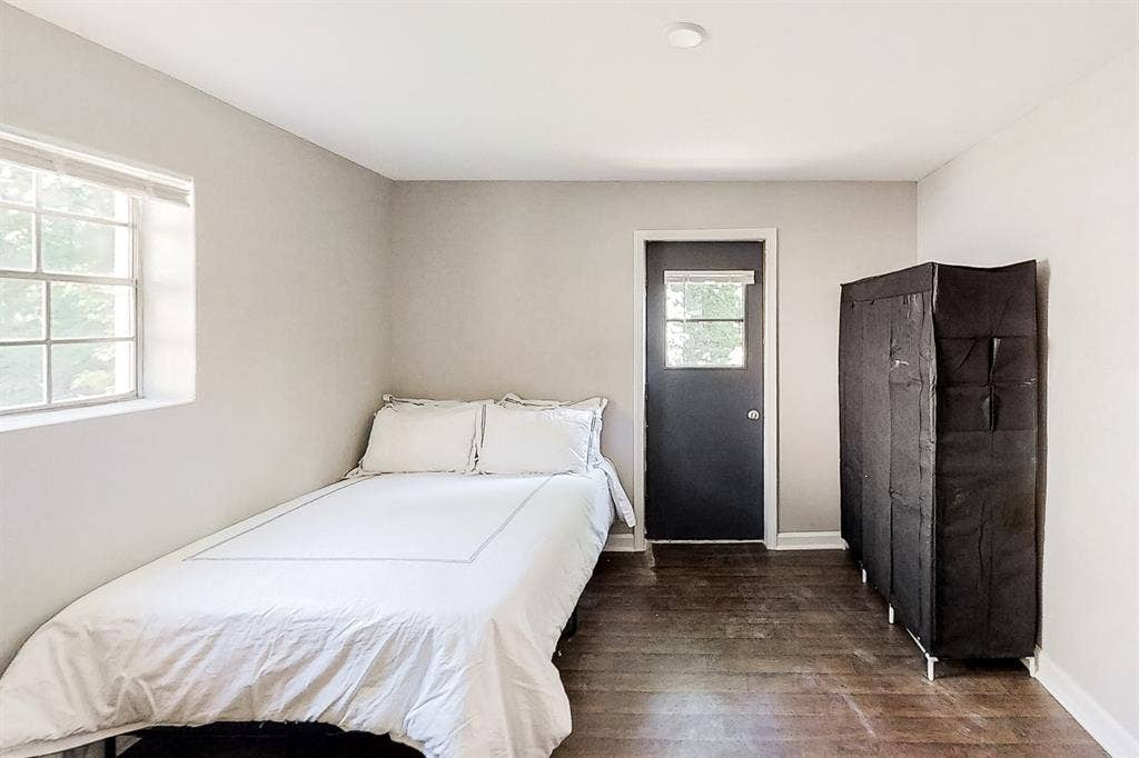 10 BR in Ellenwood
