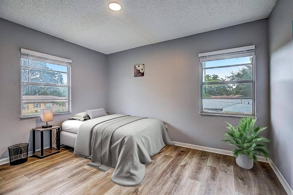 7 BR in Tampa
