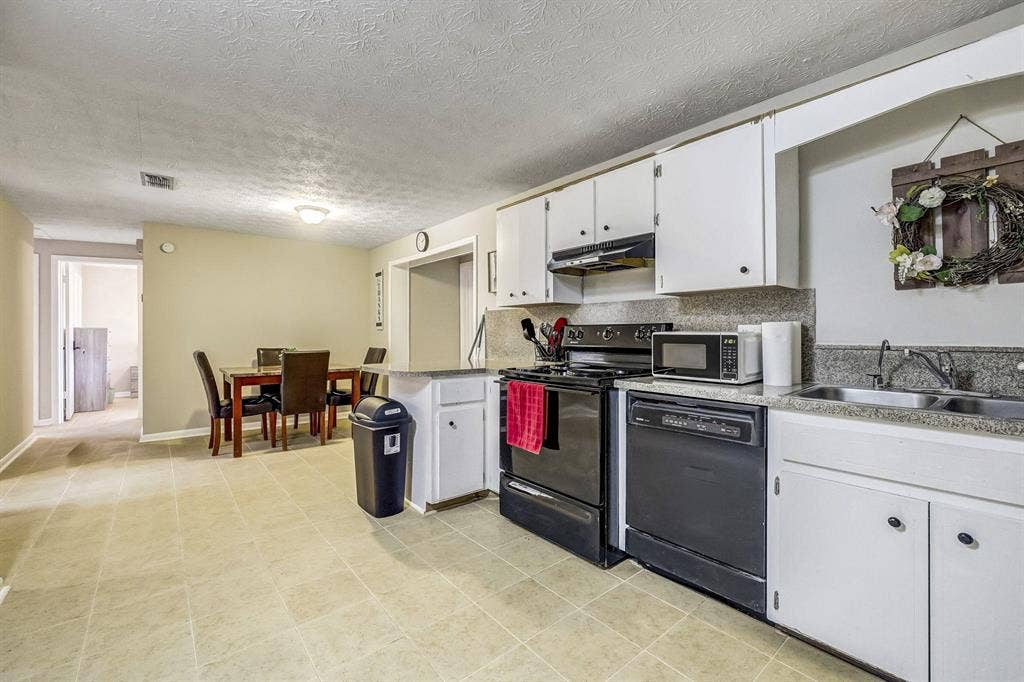 7 BR in Jacksonville