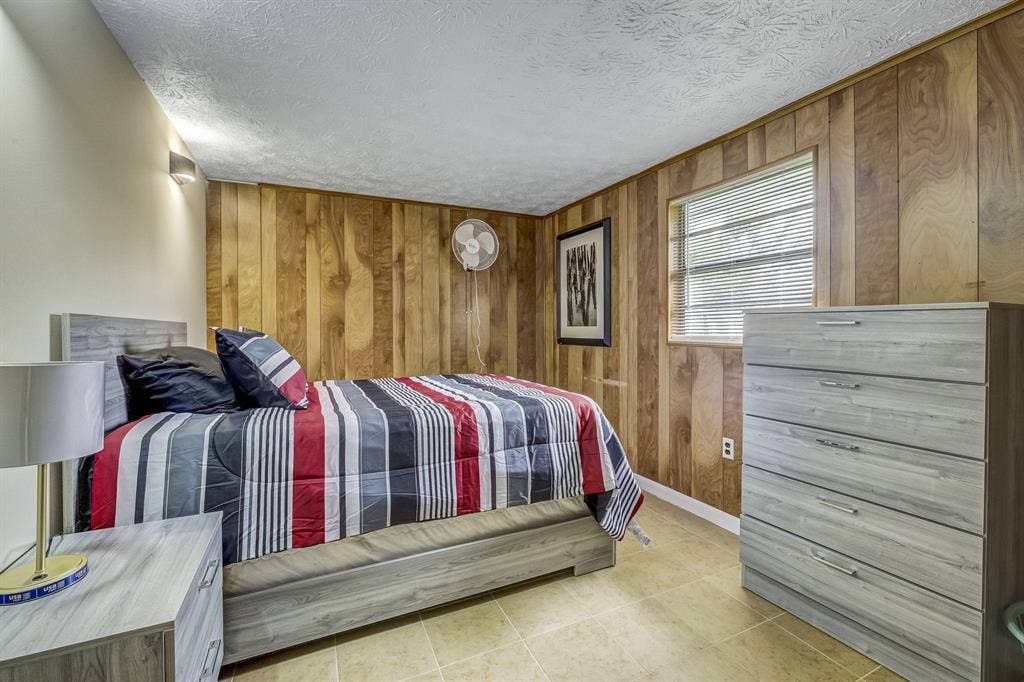 7 BR in Jacksonville