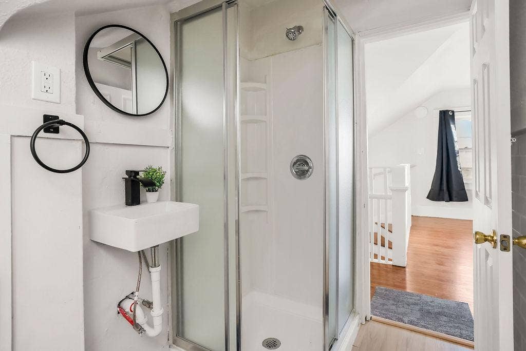 8 BR in Kansas City