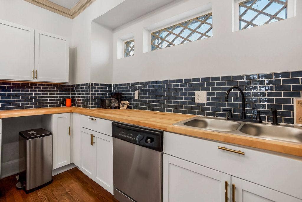 8 BR in Kansas City