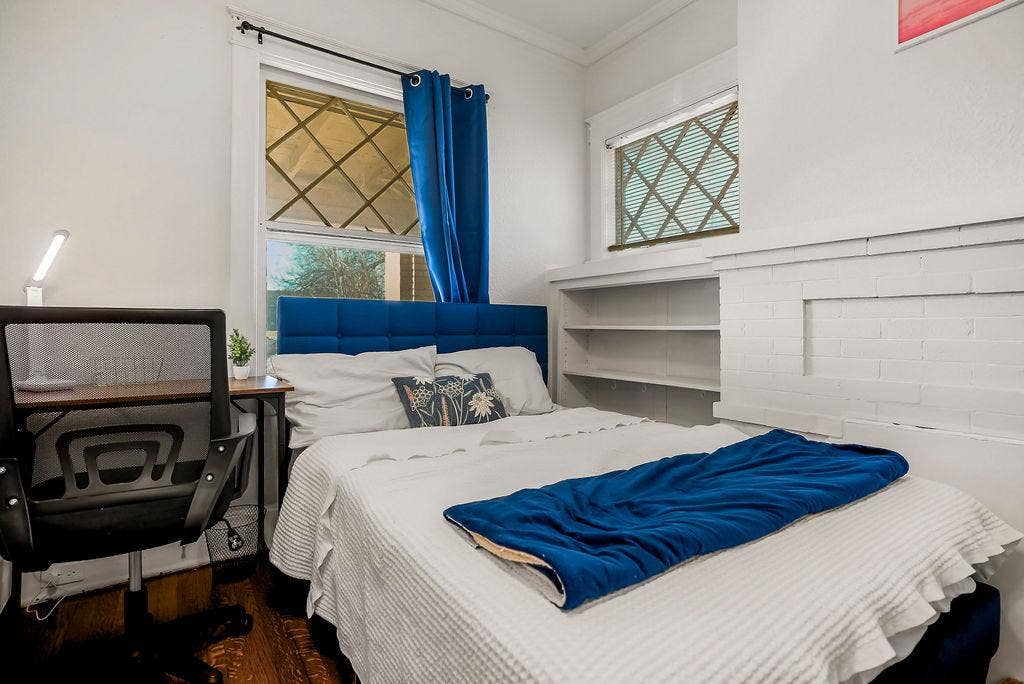 8 BR in Kansas City