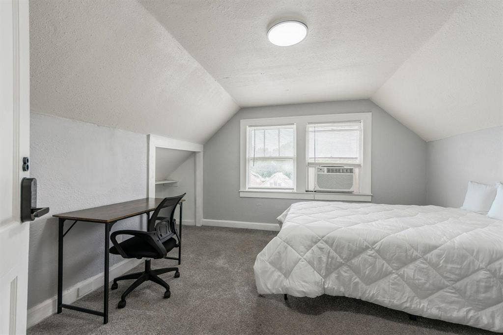 7 BR in Kansas City