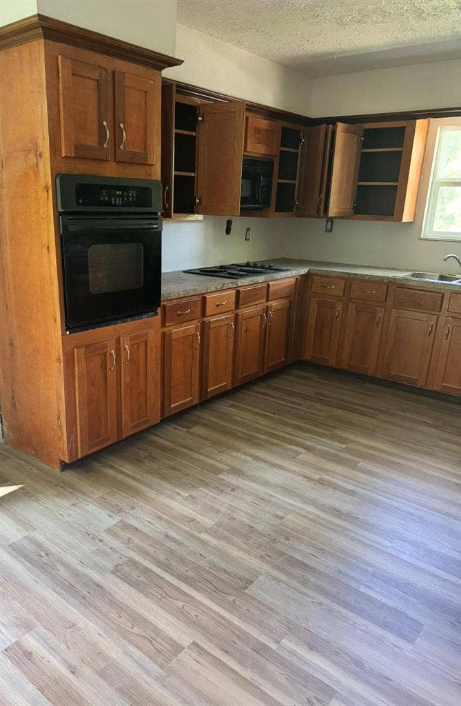 1 BR in Humble