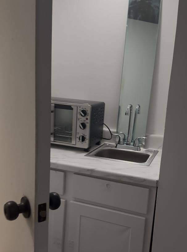 1 BR in Humble