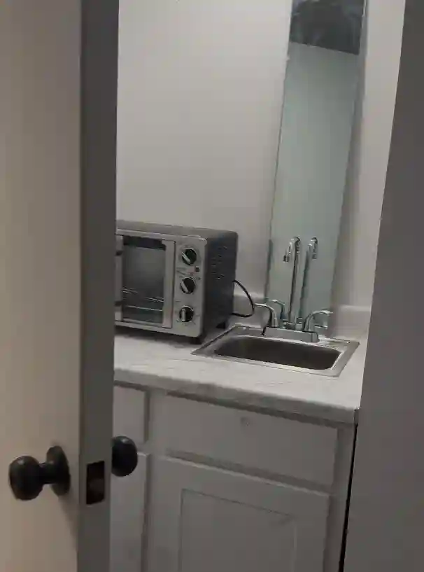 1 BR in Humble