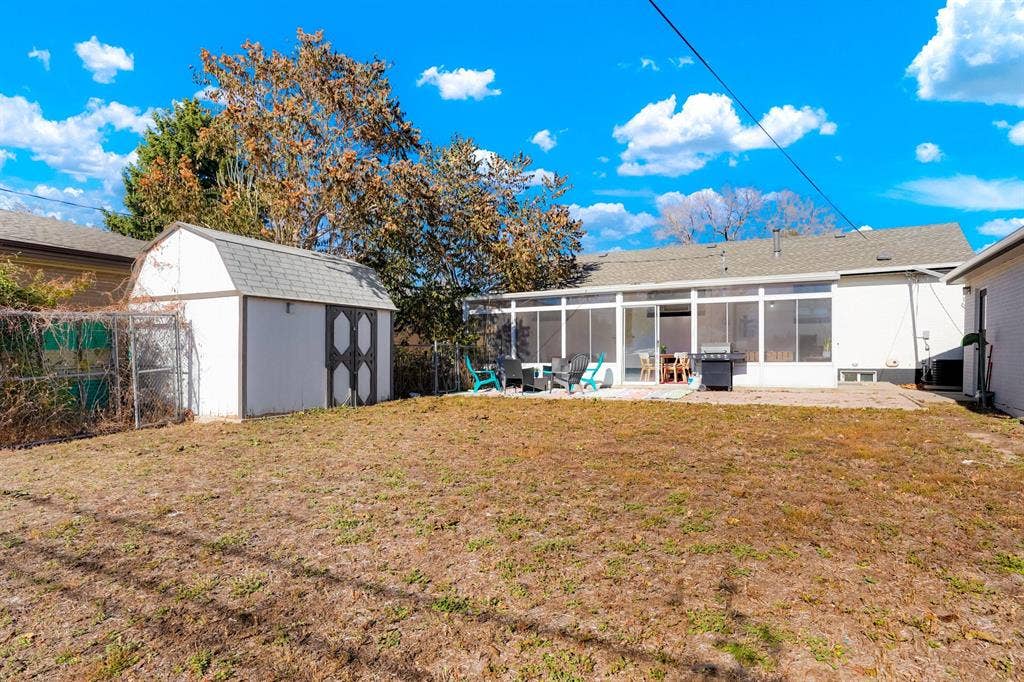 5 BR in Denver
