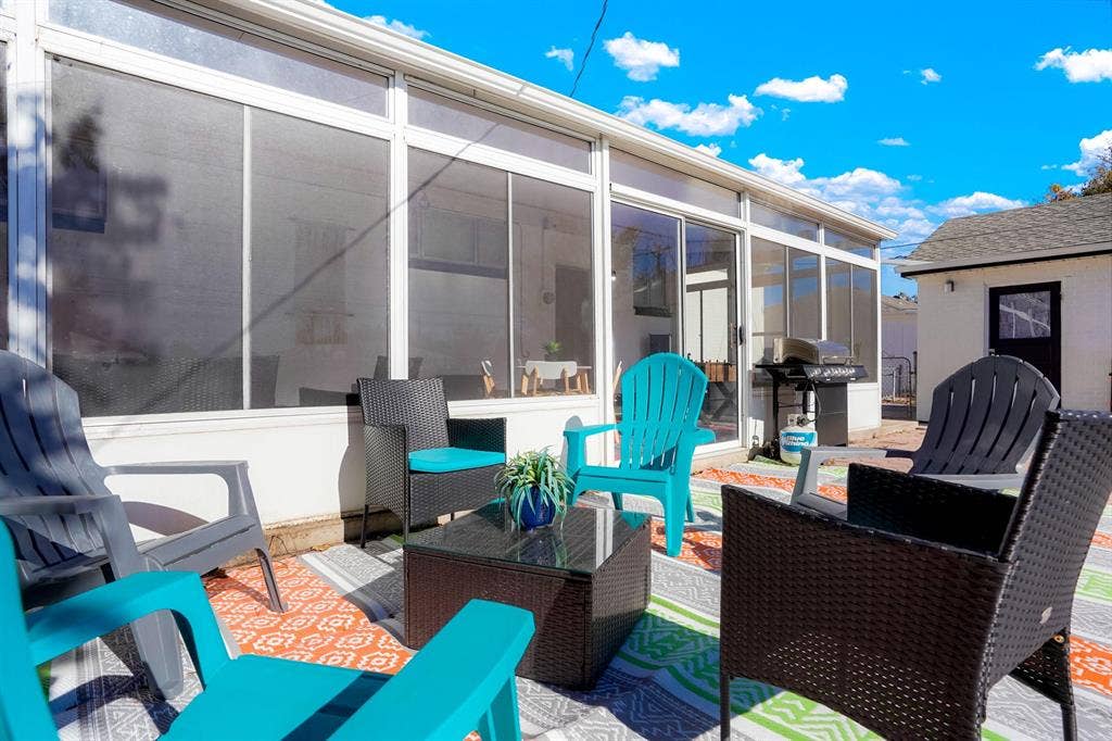 5 BR in Denver