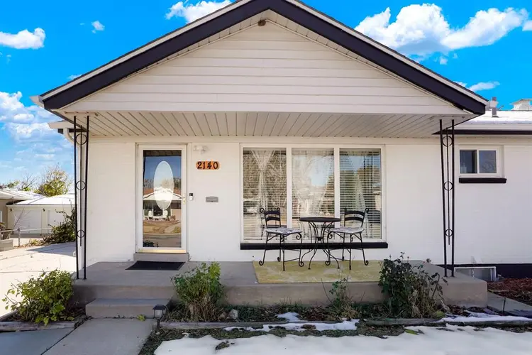 5 BR in Denver