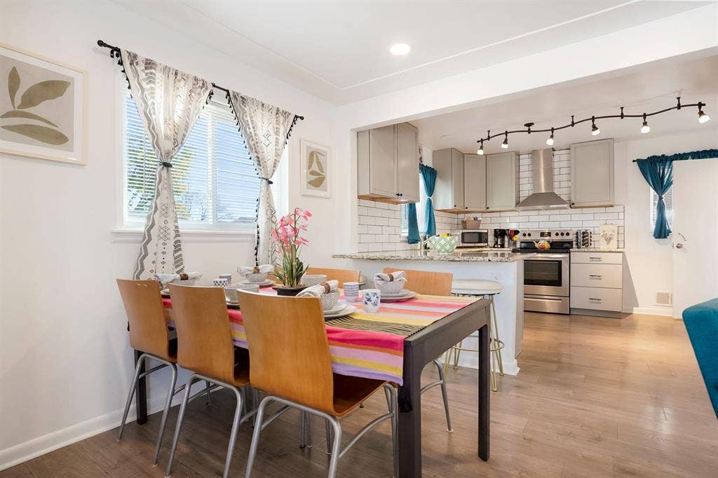 5 BR in Denver
