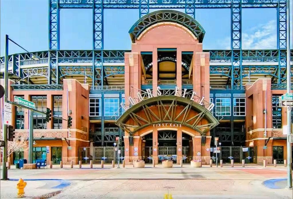 5 BR in Denver