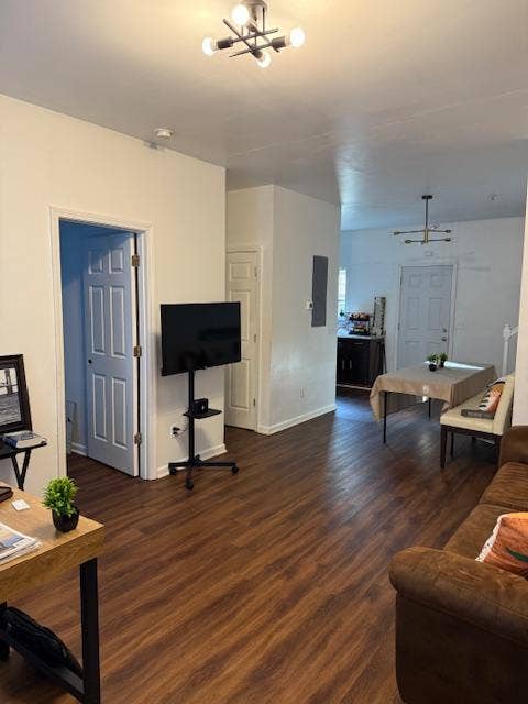 2 BR in Marietta