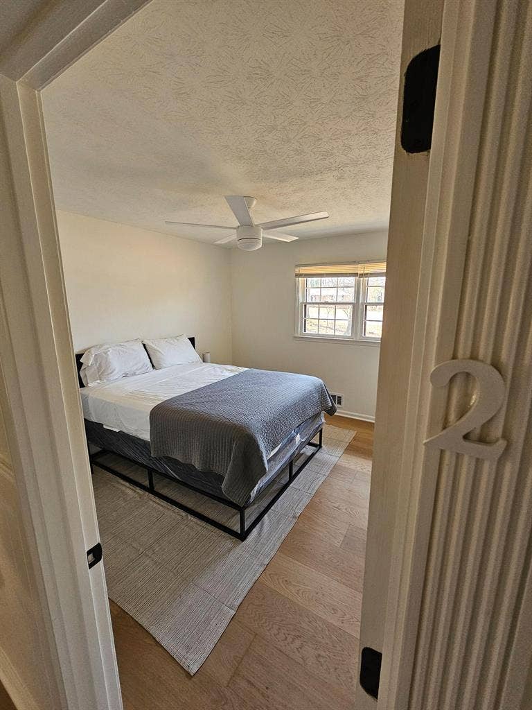 4 BR in Douglasville