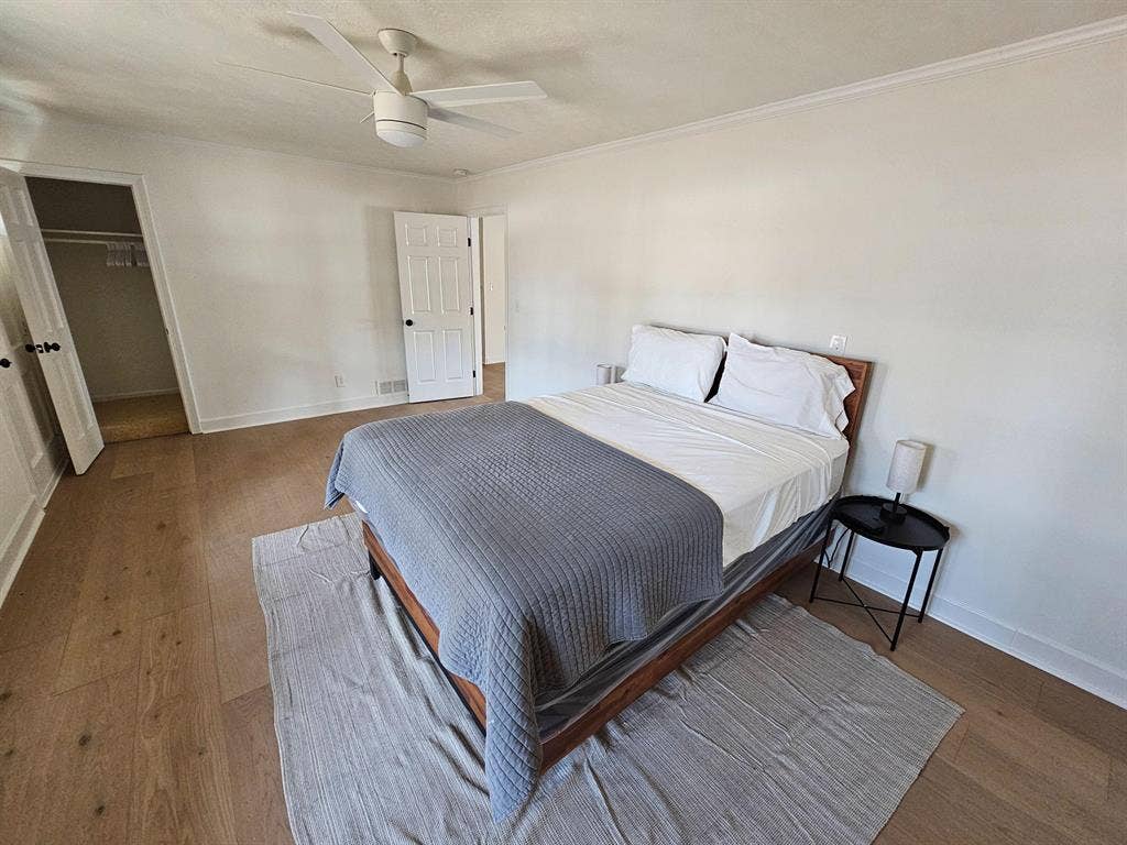 4 BR in Douglasville