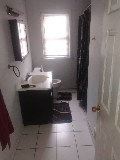 Nice room available clean and peace