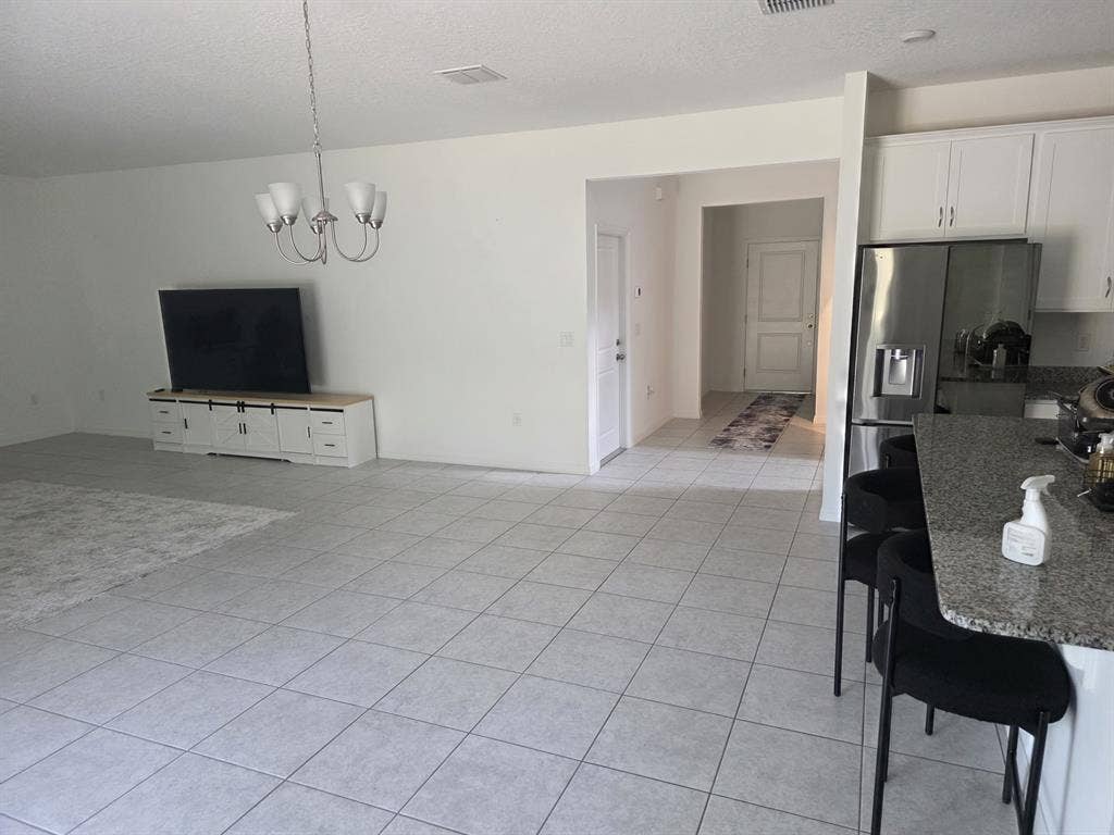Downstairs bedroom with bathroom 🚻