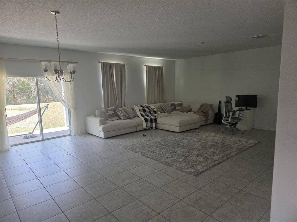Downstairs bedroom with bathroom 🚻