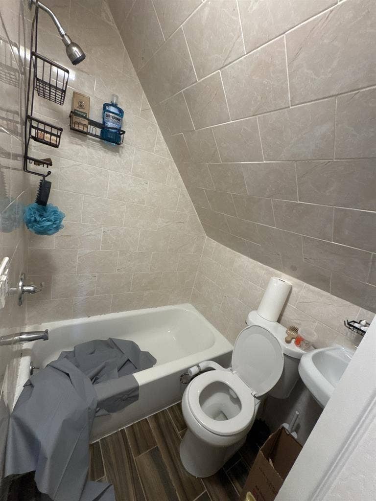 A room for rent in Bayonne