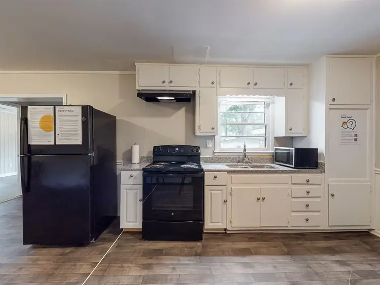 7 BR in Stone Mountain