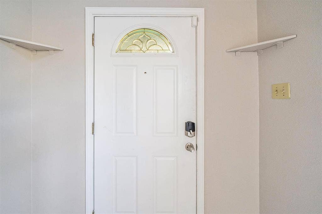 8 BR in Houston