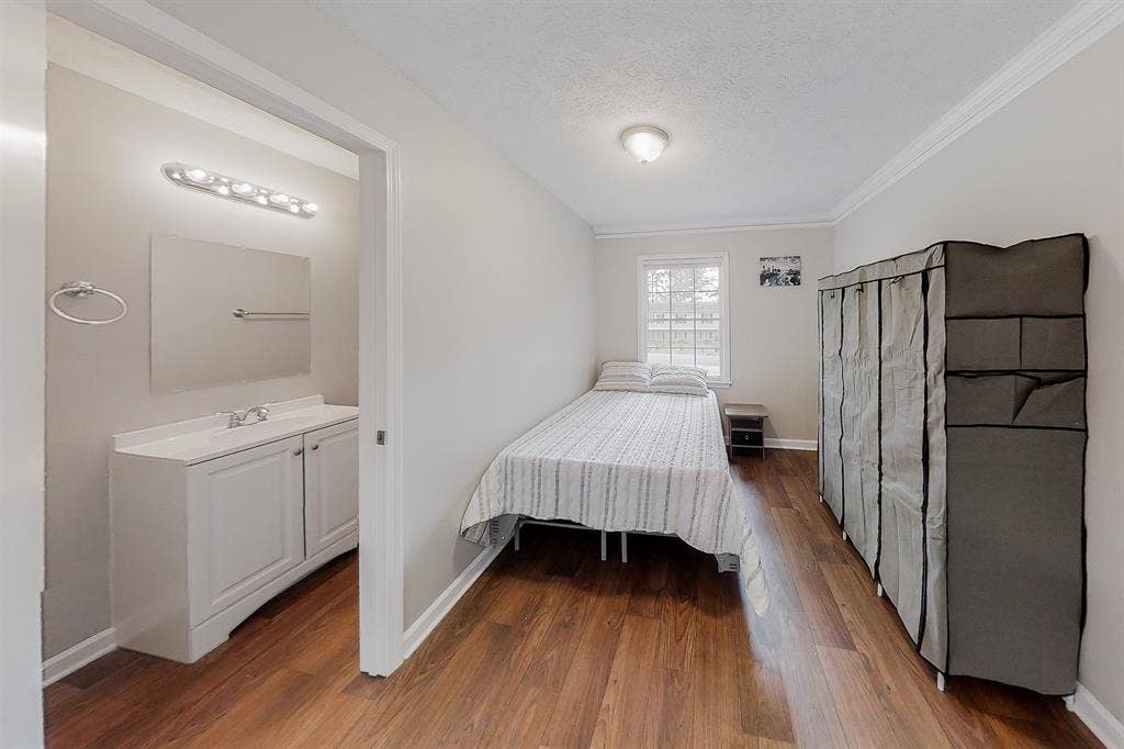 10 BR in Stone Mountain
