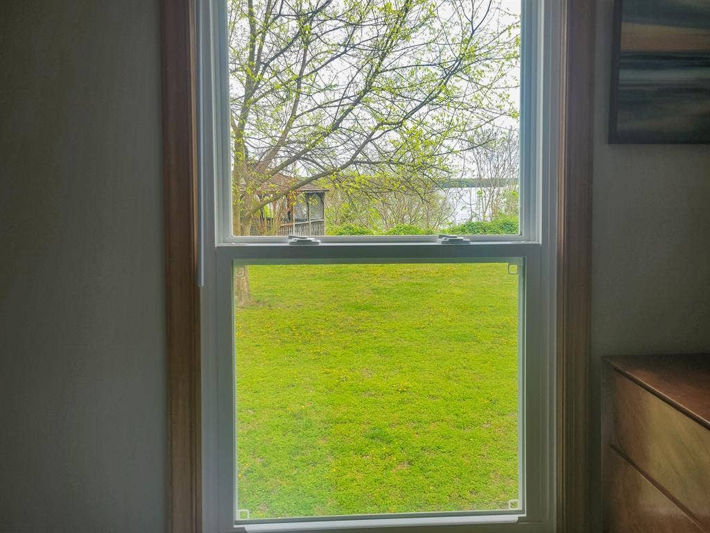 8 BR in Hopewell