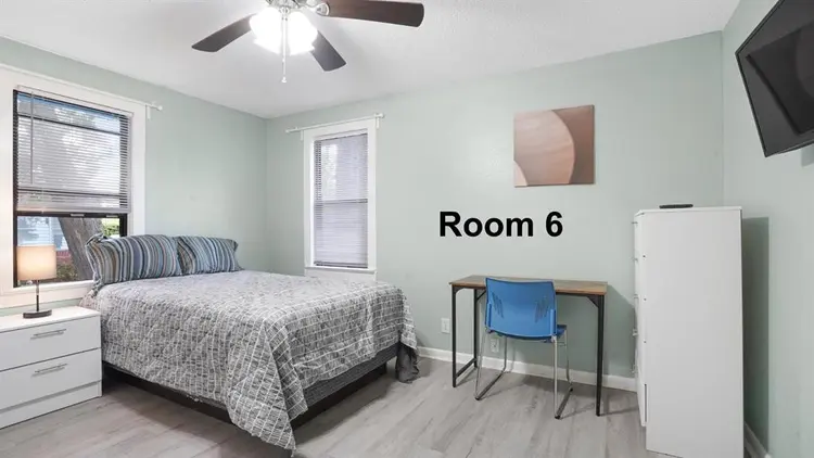 6 BR in Jacksonville