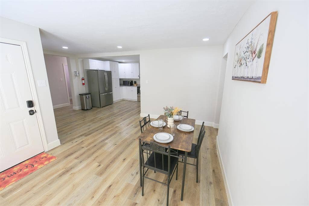 6 BR in Houston
