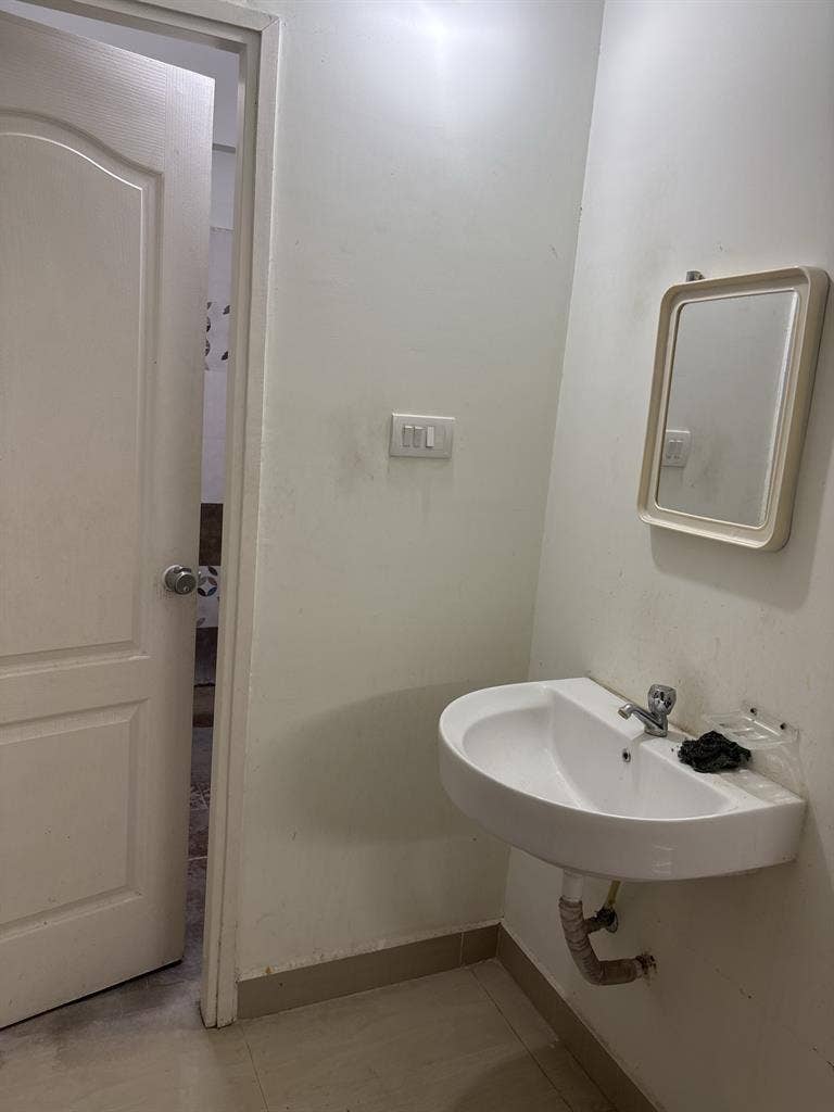 Flatmate required for 2bhk