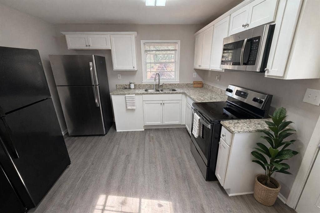 10 BR in Atlanta
