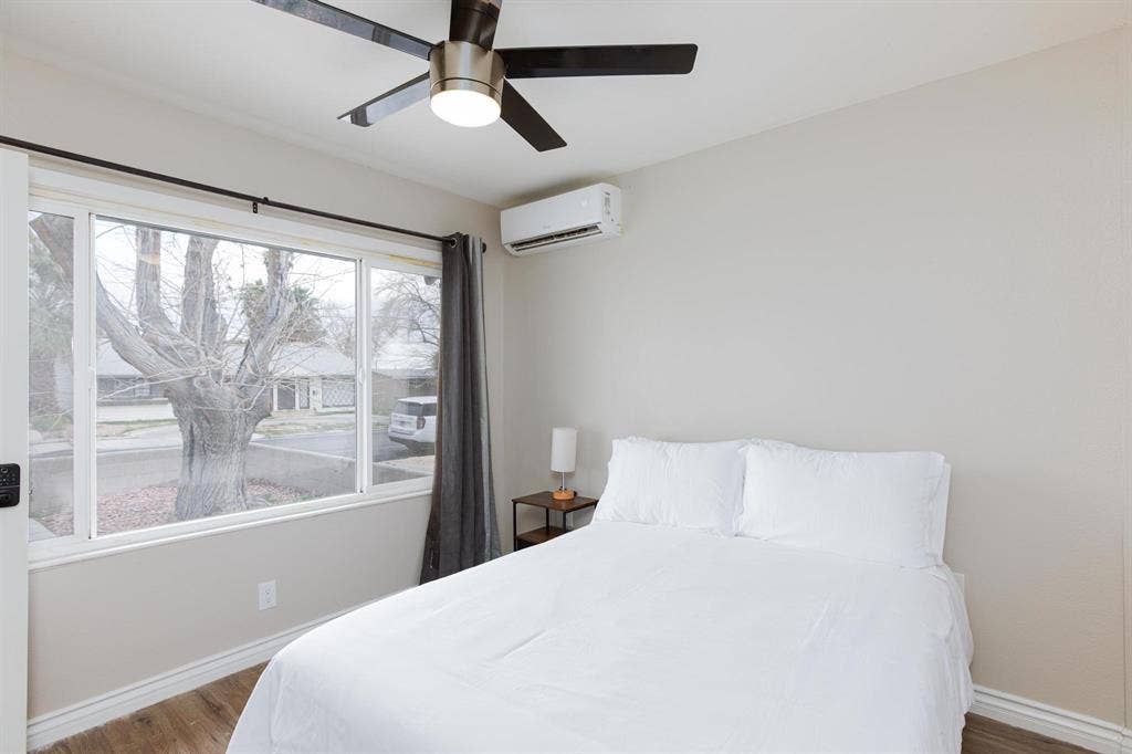 5 BR in Las Vegas