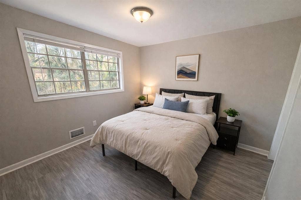 10 BR in Decatur