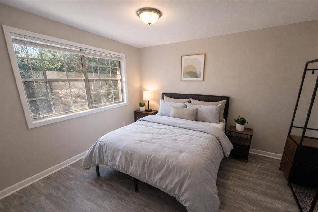 10 BR in Decatur
