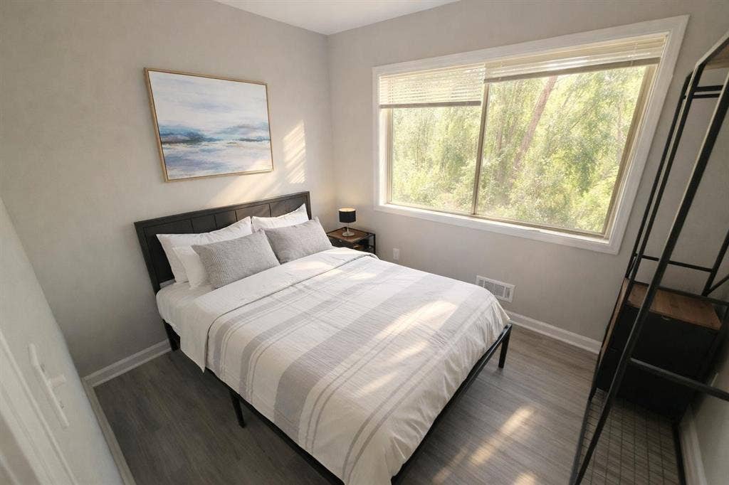 9 BR in Decatur
