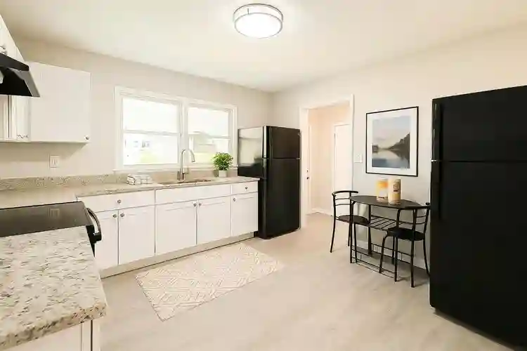 9 BR in Decatur